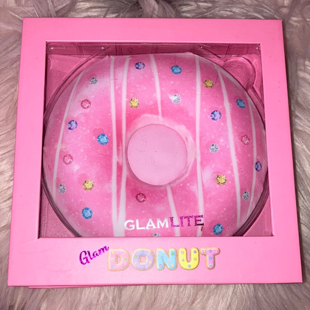 🍩 Glamlite Glam Donut Eyeshadow Palette 🍩